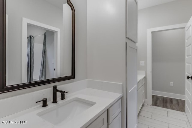 16043 W Dedeaux Rd, Gulfport, MS 39503 - full bath with vanity