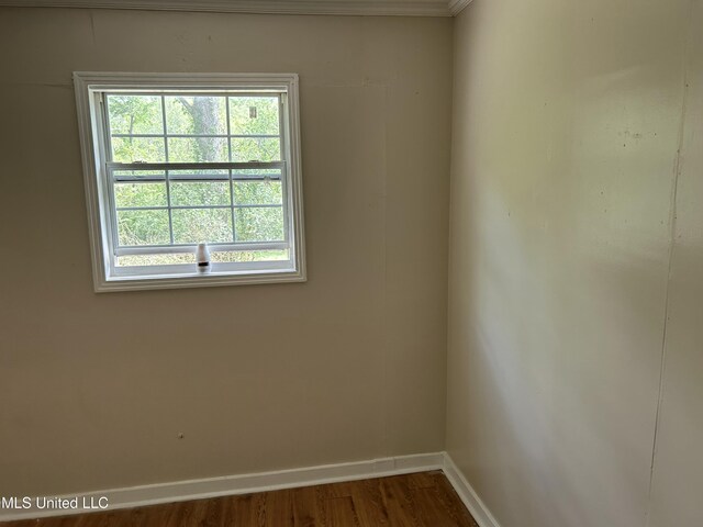 1110 Barbara Ann Dr, Jackson, MS 39204 - unfurnished room with baseboards and wood finished floors