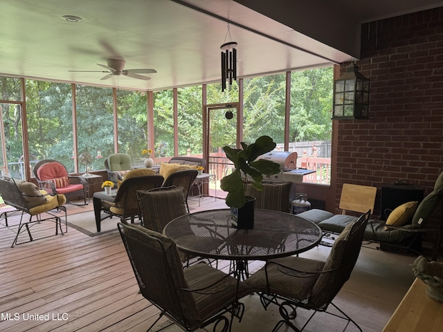 2610 Dickens Place Dr, Southaven, MS 38671 - sunroom / solarium featuring ceiling fan, outdoor lounge area, and outdoor dining area