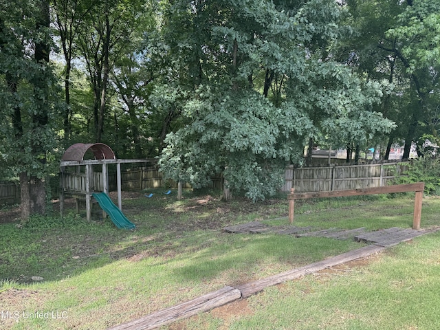 2610 Dickens Place Dr, Southaven, MS 38671 - view of yard with a playground
