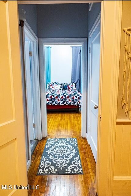 733 S College St, Grenada, MS 38901 - hall featuring hardwood / wood-style flooring