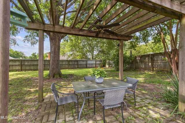 215 Cobblestone Dr, Madison, MS 39110 - fenced backyard featuring a pergola, ceiling fan, outdoor dining space, and a patio