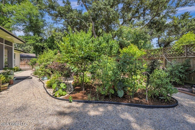 2085 Pat Ln, Biloxi, MS 39531 - view of yard