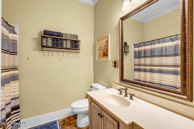 769 Mclane Ln, Biloxi, MS 39532 - full bathroom featuring crown molding and vanity