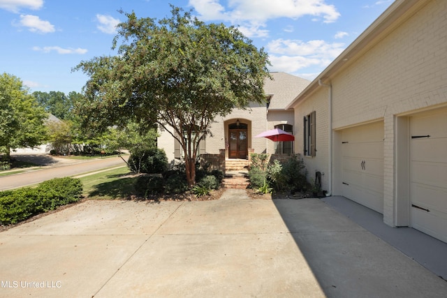 view of front of house