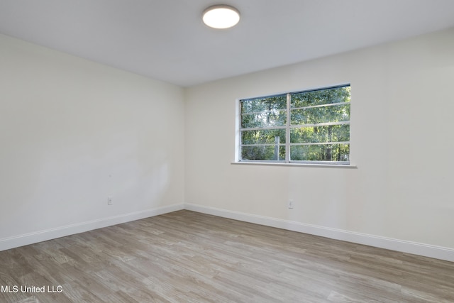 empty room featuring light hardwood / wood-style flooring