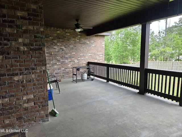45 Carlsbad, Hattiesburg, MS 39402 - view of patio featuring fence and a ceiling fan