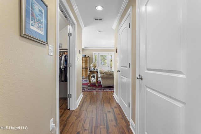 5200 W Beach Blvd, Gulfport, MS 39501 - hallway featuring crown molding, dark wood-style flooring, recessed lighting, and a textured wall