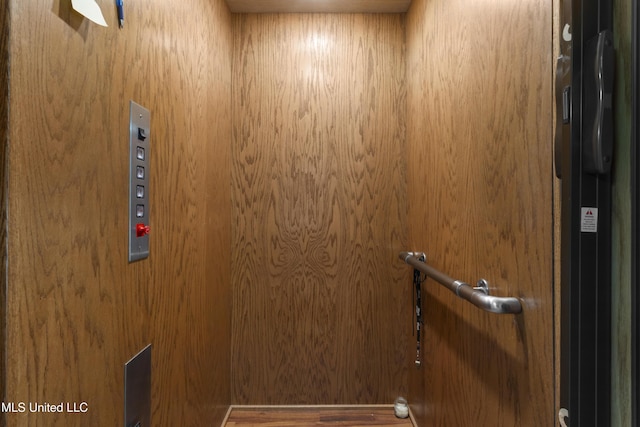 5200 W Beach Blvd, Gulfport, MS 39501 - elevator