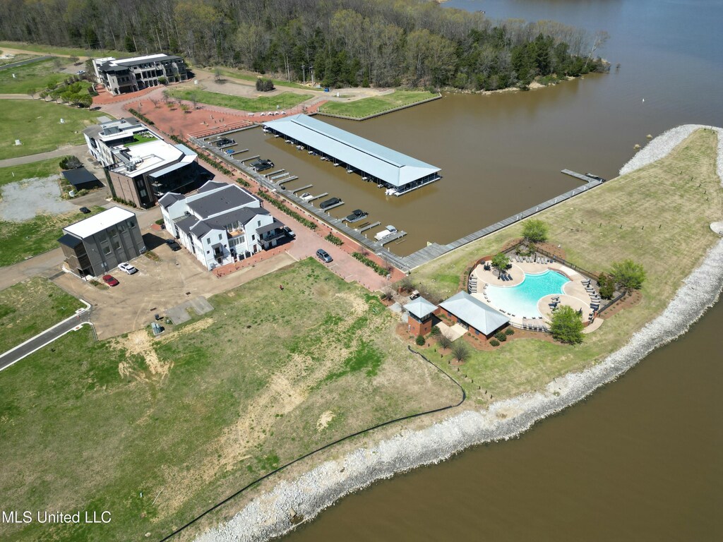 100 W Florida Blvd, Madison, MS 39110