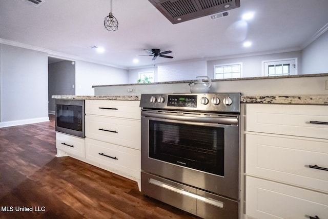 kitchen with stainless steel range with electric cooktop, black microwave, crown molding, dark wood-type flooring, and white cabinetry