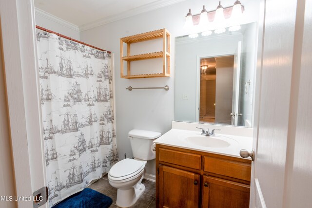 890 Lindsey Cv, Hernando, MS 38632 - full bathroom featuring toilet, vanity, crown molding, tile patterned floors, and curtained shower