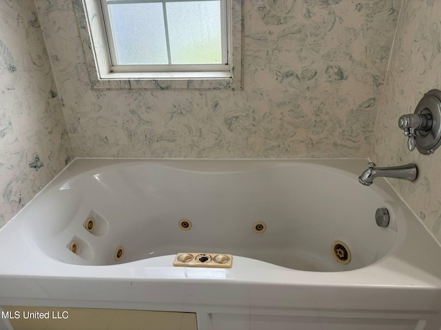 1607 Resca De La Palma St, Pascagoula, MS 39567 - full bathroom with a whirlpool tub and wallpapered walls