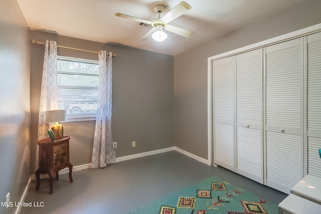 playroom featuring ceiling fan