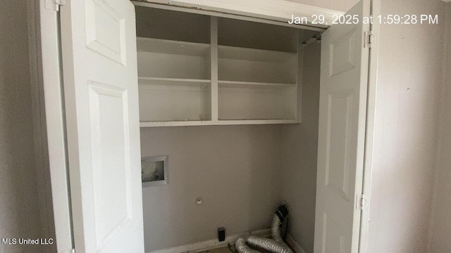 laundry area featuring washer hookup and electric dryer hookup