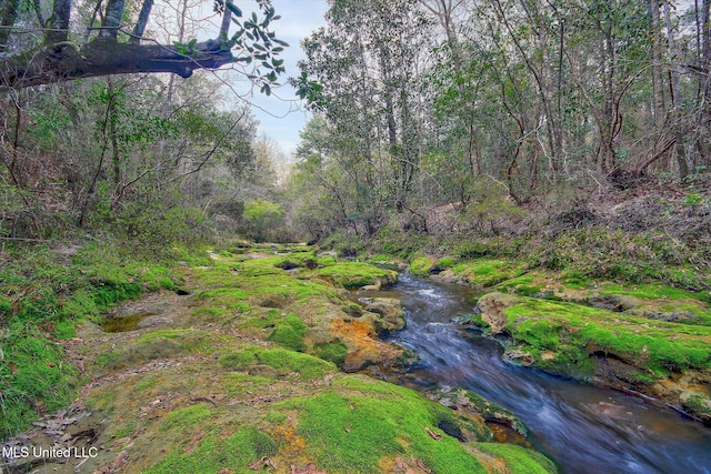 22445 Rd 374, Kiln, MS 39556