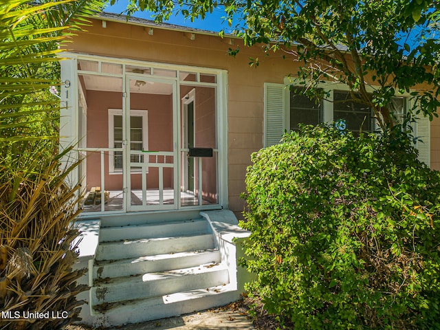 view of entrance to property