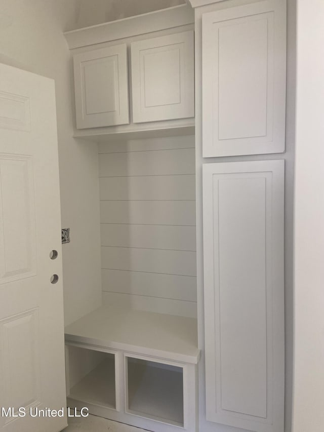 422 Baleigh Way, Canton, MS 39046 - view of mudroom