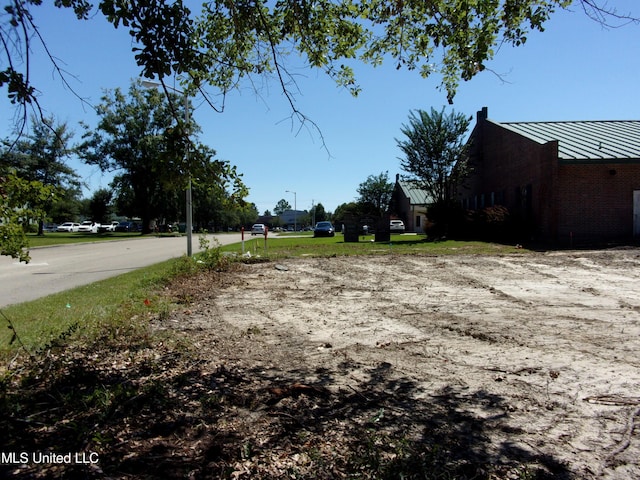 939 Tommy Munro Dr, Biloxi, MS 39532