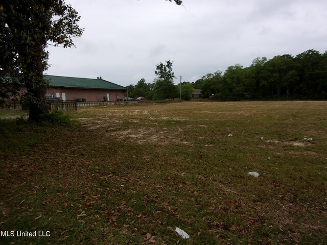 939 Tommy Munro Dr, Biloxi, MS 39532