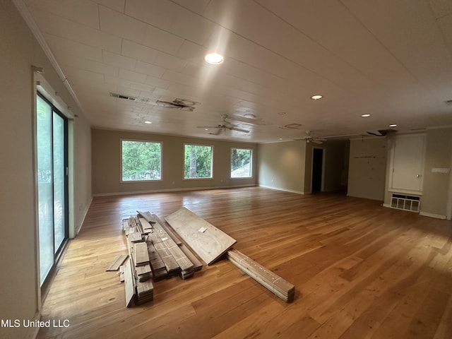 spare room with light wood-style flooring, recessed lighting, ceiling fan, and baseboards