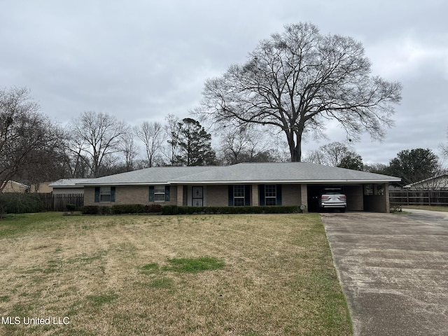 single story home featuring a carport and a front lawn