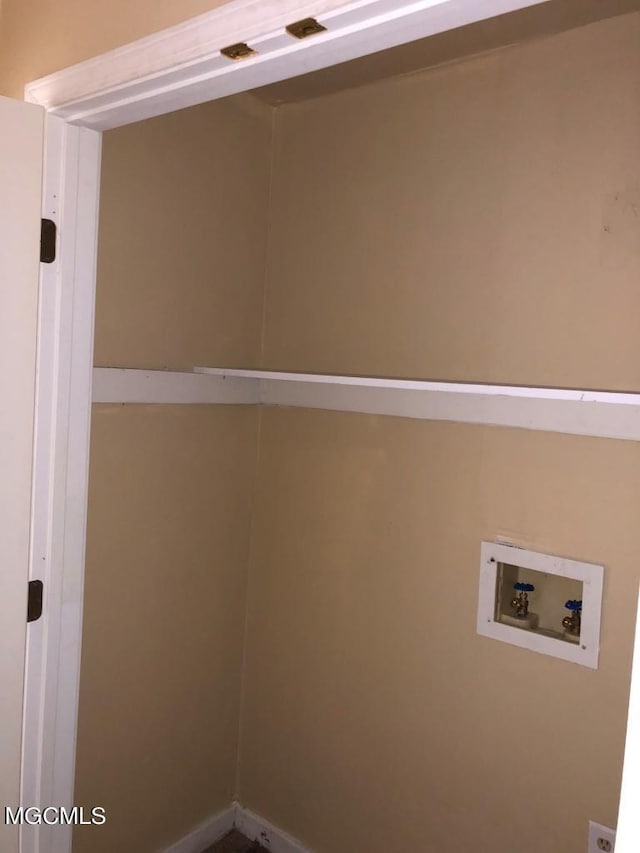 1412 Jo Ellen Cir, Gulfport, MS 39501 - laundry room with hookup for a washing machine