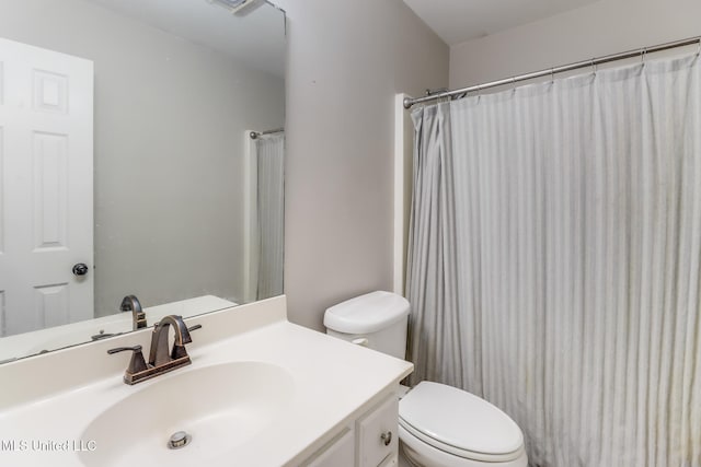 20 Oakmont Pl, Long Beach, MS 39560 - full bath with vanity and a shower with curtain