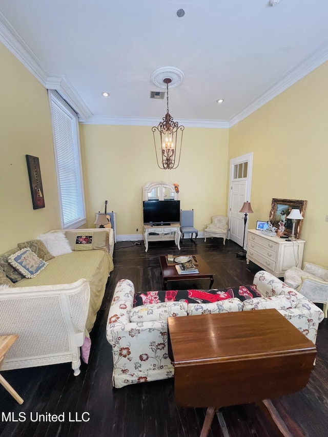 500 Franklin St, Natchez, MS 39120 - living area with crown molding, wood finished floors, a chandelier, and recessed lighting