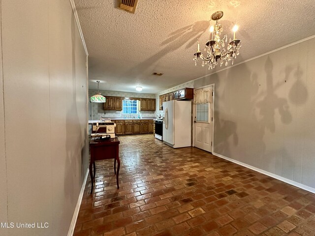 3427 Jr Davis Rd, Moss Point, MS 39562 - interior space with baseboards, a notable chandelier, visible vents, and a textured ceiling