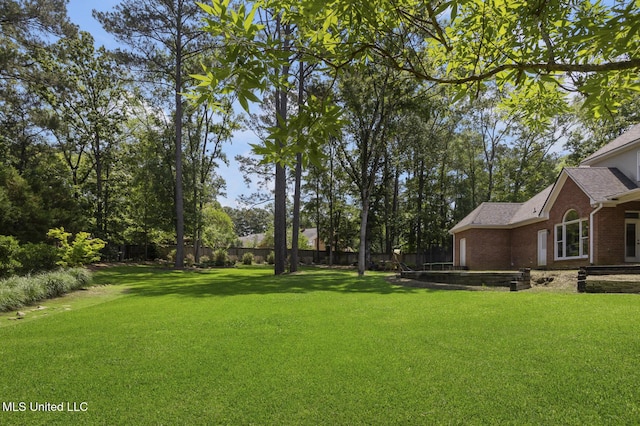 340 Sherborne Pl, Flowood, MS 39232 - view of yard