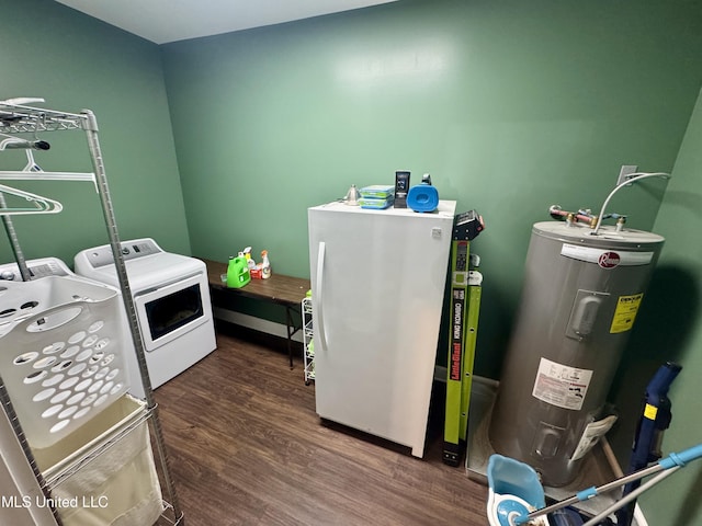 590 Eubanks Rd, Alligator, MS 38720 - laundry area with independent washer and dryer, electric water heater, and wood finished floors