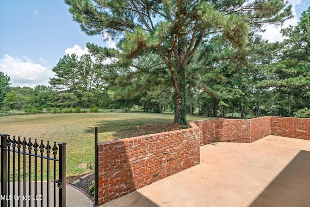 1594 Victoria Rd, Byhalia, MS 38611 - view of patio / terrace