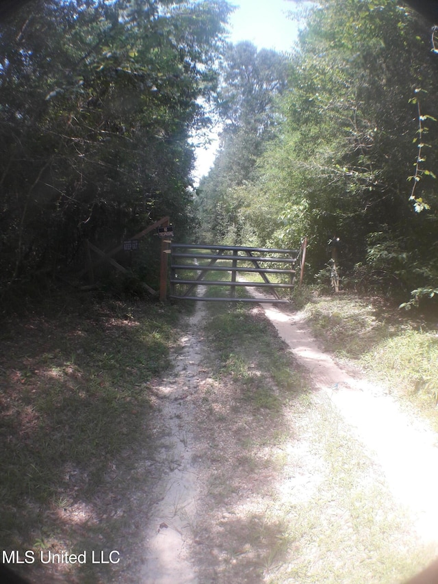 21902 Old River Rd, Vancleave, MS 39565