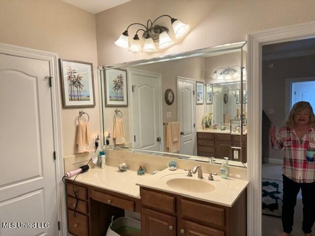 bathroom with vanity