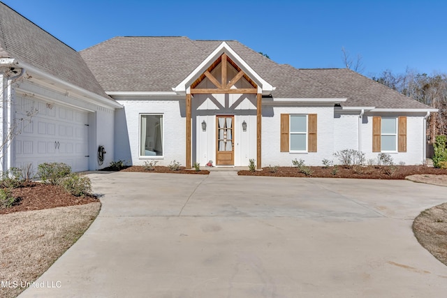 view of front of home featuring a garage