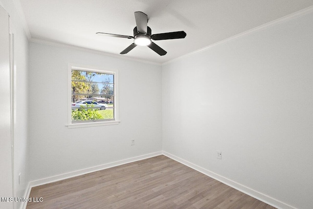 203 Bruin Ave, Pearl, MS 39208 - unfurnished room featuring light wood-style flooring, baseboards, a ceiling fan, and ornamental molding