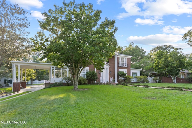 view of front of home with a front yard