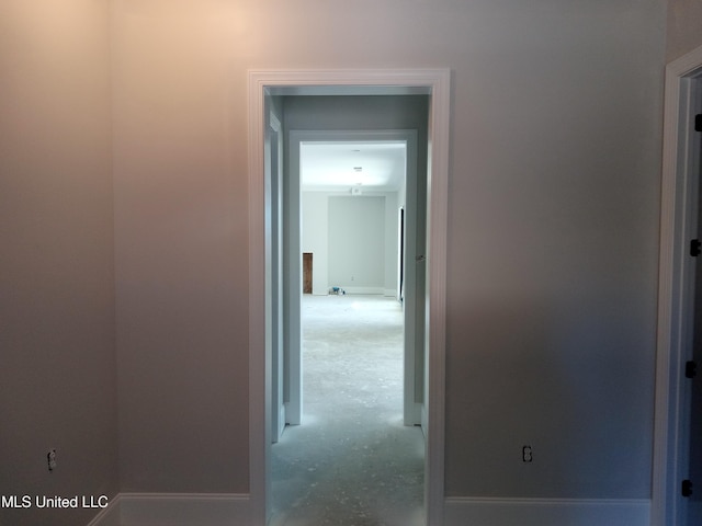 1400 Bayou Dr, Indianola, MS 38751 - hall featuring baseboards