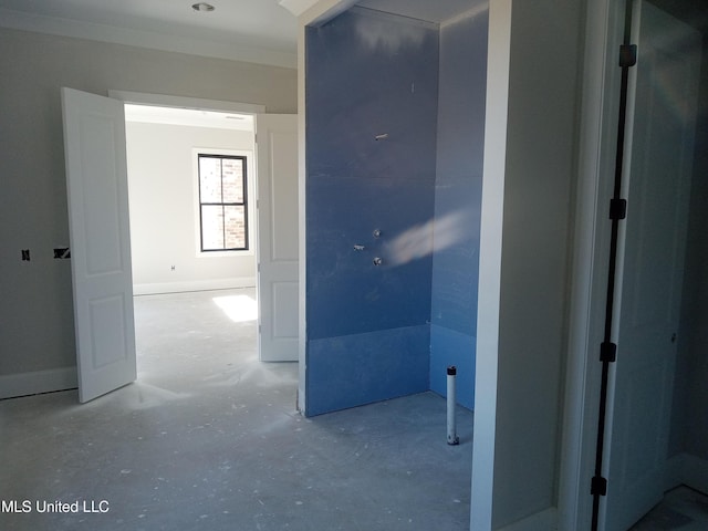 1400 Bayou Dr, Indianola, MS 38751 - corridor with concrete floors