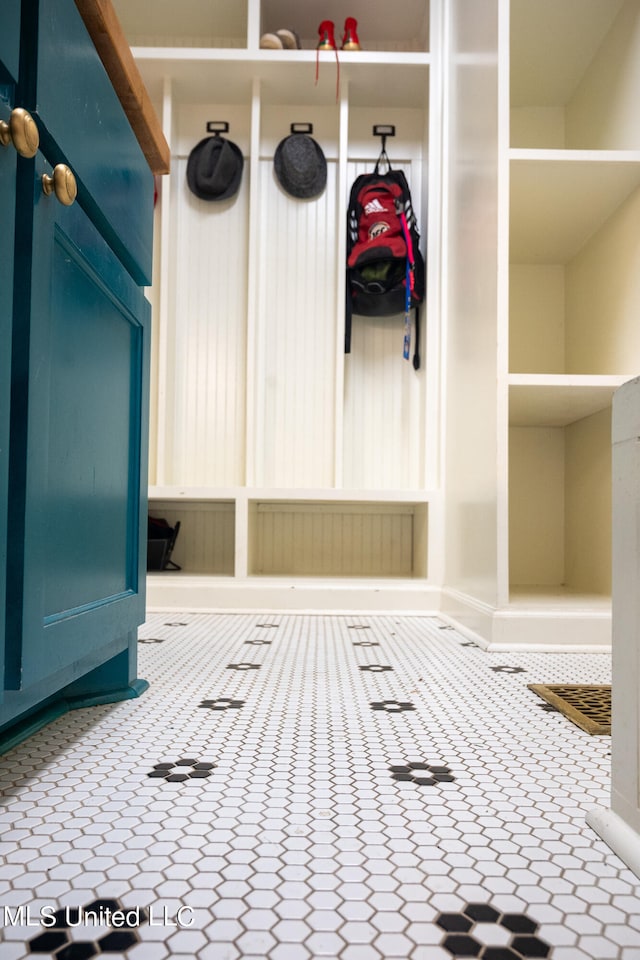 view of mudroom