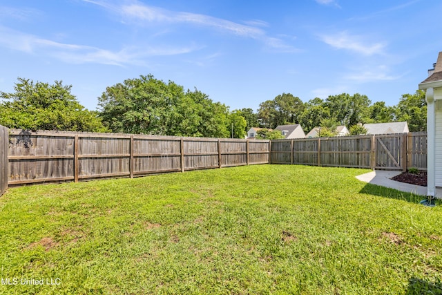 2390 Carter Rd, Biloxi, MS 39531 - view of yard