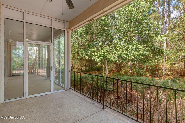 54 Saint Annes Dr, Hattiesburg, MS 39401 - balcony featuring ceiling fan