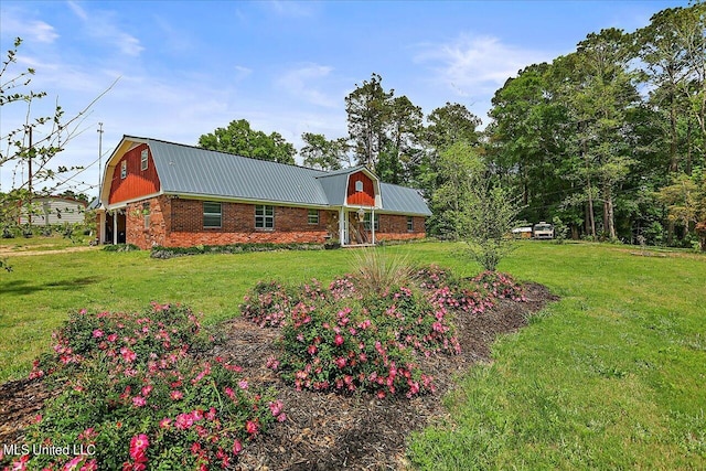 view of front of home with a front yard