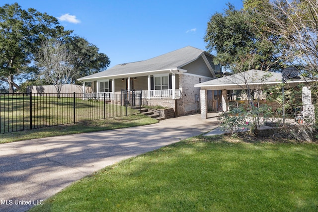 view of front facade with a porch and a front yard