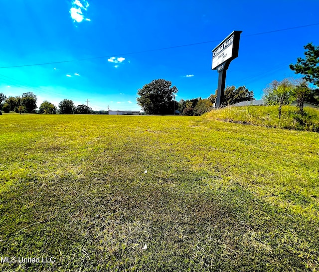 100 Capital Park Dr, Senatobia, MS 38668