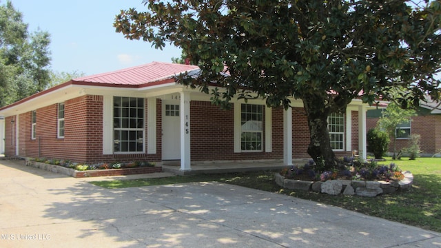 view of front of property with a porch