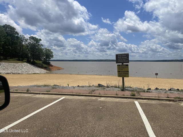 20 Cedar Hts, Pope, MS 38658 - water view