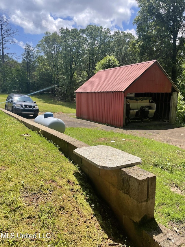 20 Cedar Hts, Pope, MS 38658 - view of grassy yard featuring an outbuilding