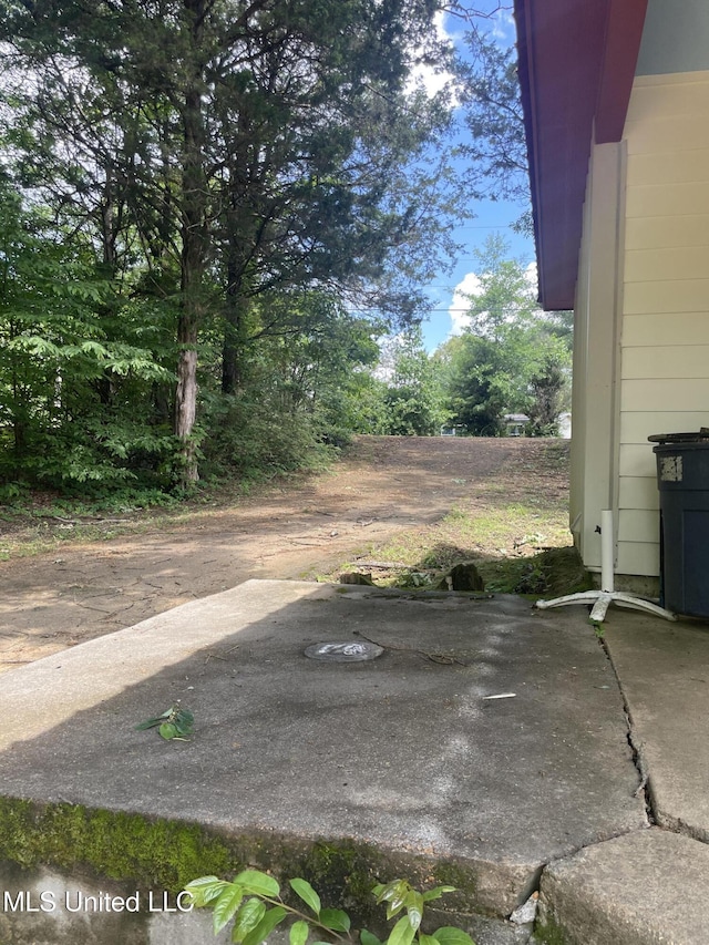 20 Cedar Hts, Pope, MS 38658 - view of yard with a patio area